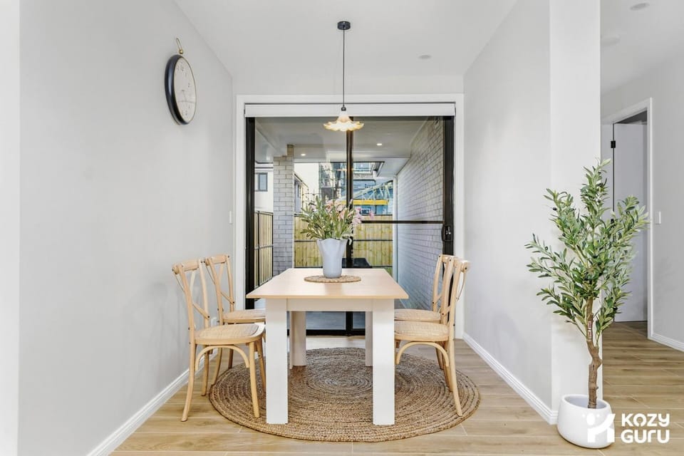 KozyGuru | Cobbitty | Modern Family Retreat House in Sydney