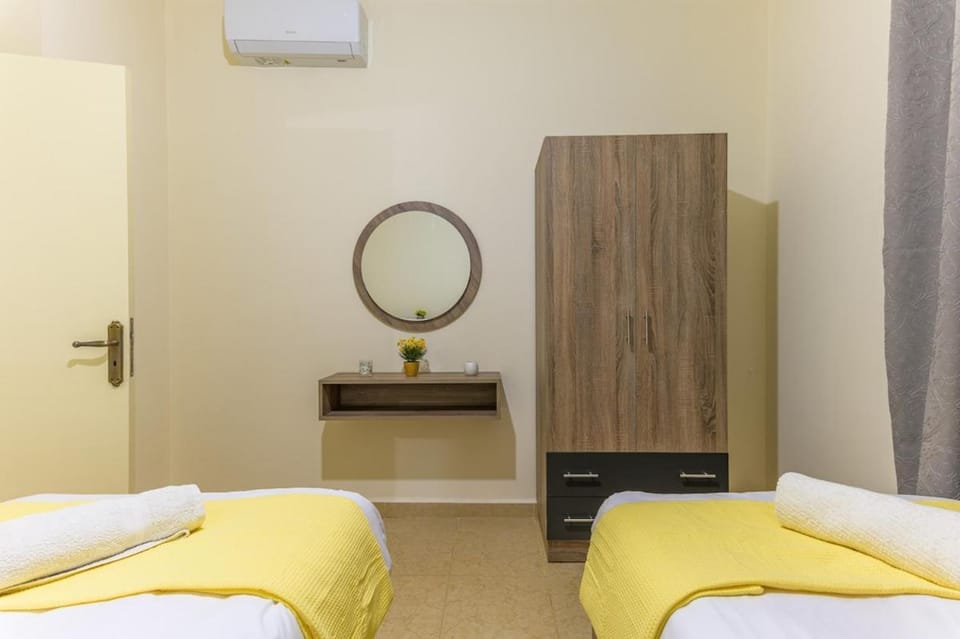 Mauve et Miel 2-BR Apartment In Batroun Apartment in Africa