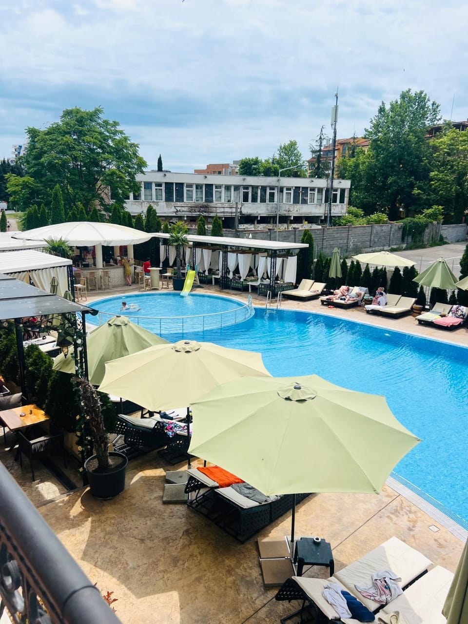Day, Balcony/Terrace, Pool view