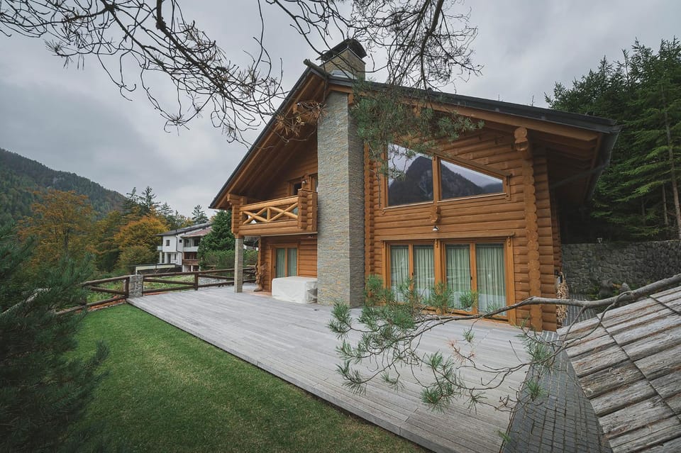 Property building, Patio