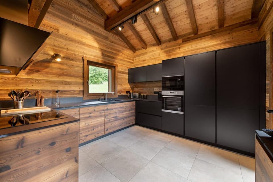 Chalet Atlas Hot Tub Sauna & 500m from the Slopes Chalet in Gérardmer