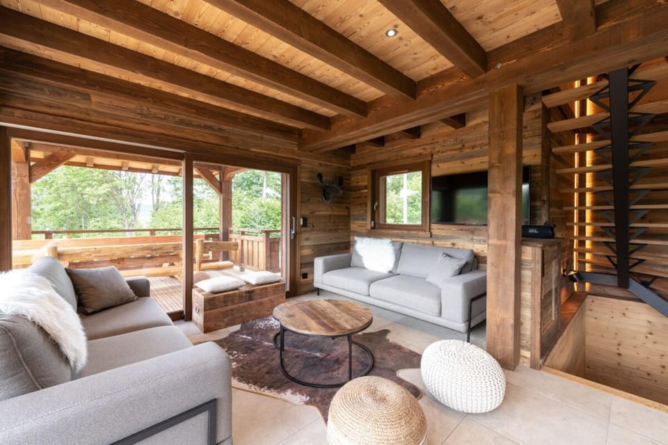 Chalet Atlas Hot Tub Sauna & 500m from the Slopes Chalet in Gérardmer