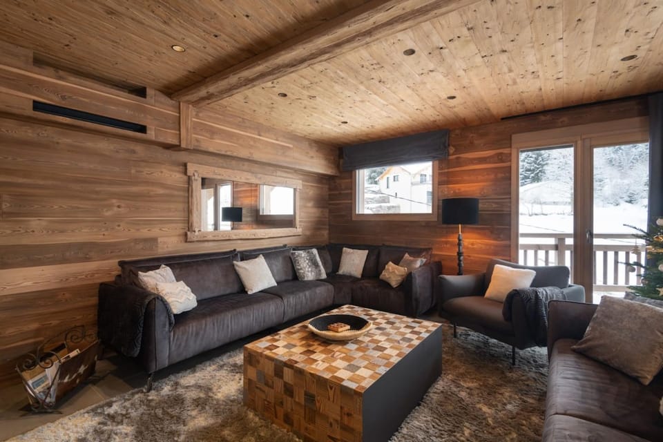 La Vallée Cerena Luxury Chalet with Indoor Pool Sauna & Fireplace Chalet in Gérardmer