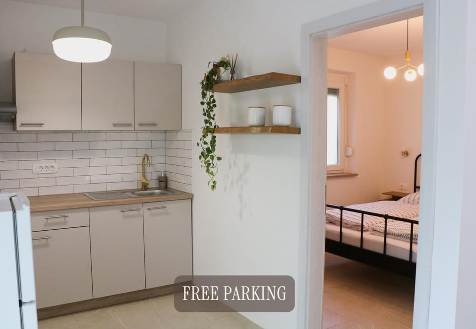 Kitchen or kitchenette, Photo of the whole room, Sunset