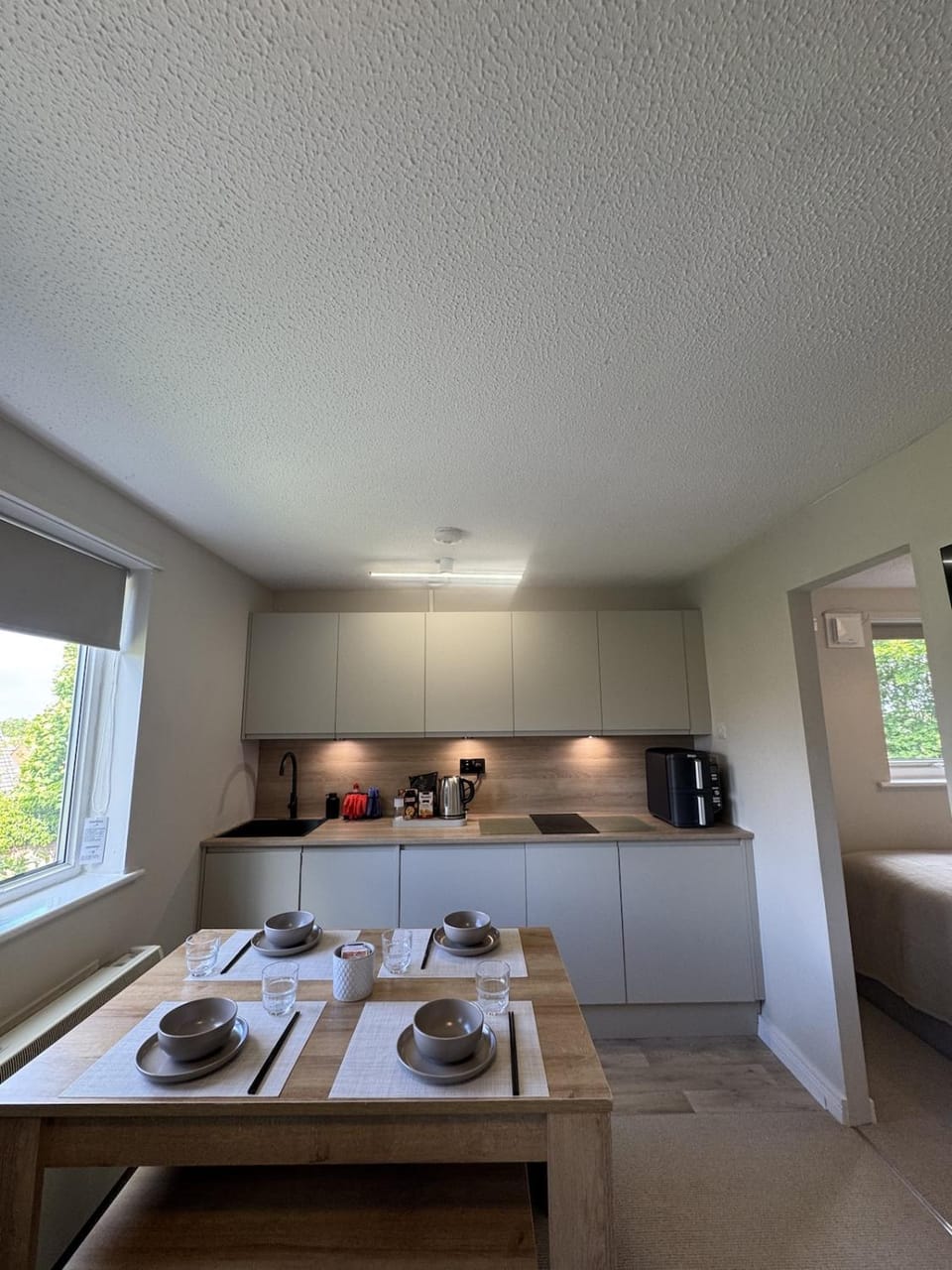Johnson Suite Lichfield - New 2 Bed & 2 Parking Spaces Apartment in Lichfield