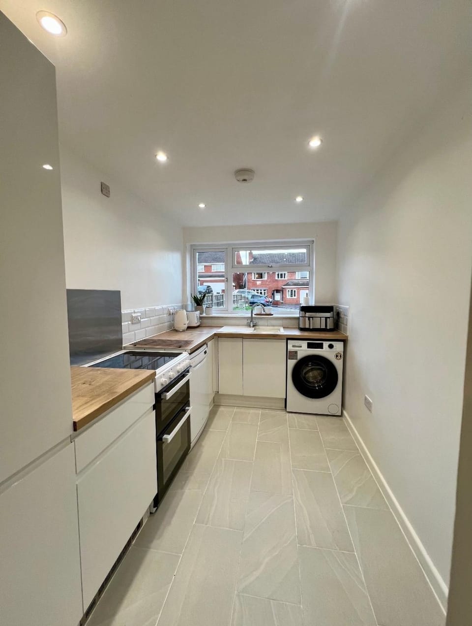 Cathedral House Lichfield - Sleeps 8 With Parking for 3 Cars House in Lichfield