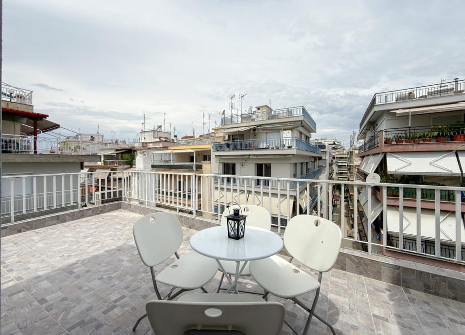 Patio, Location