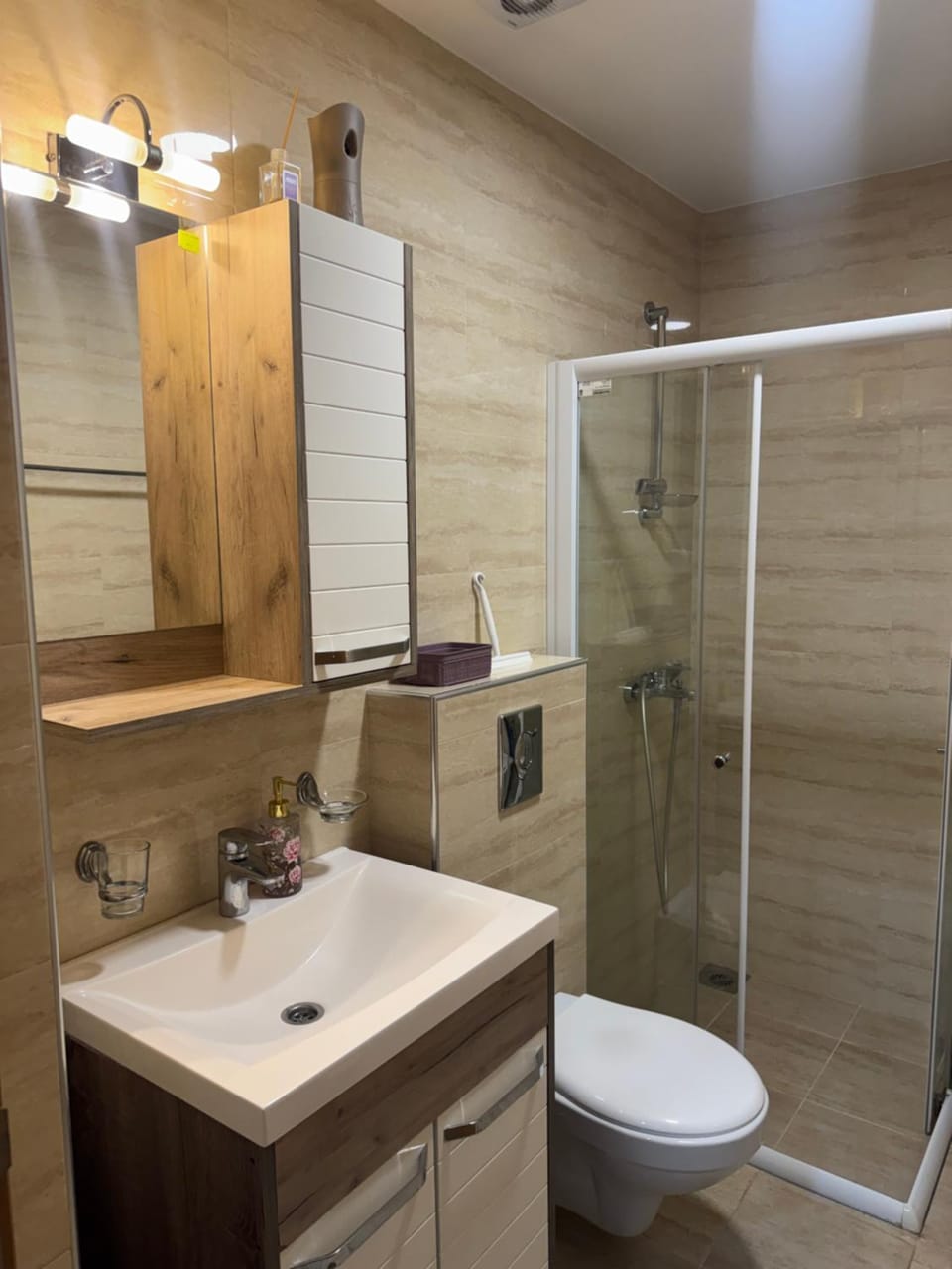 Apartman Lambros 2 Apartment in Serbia
