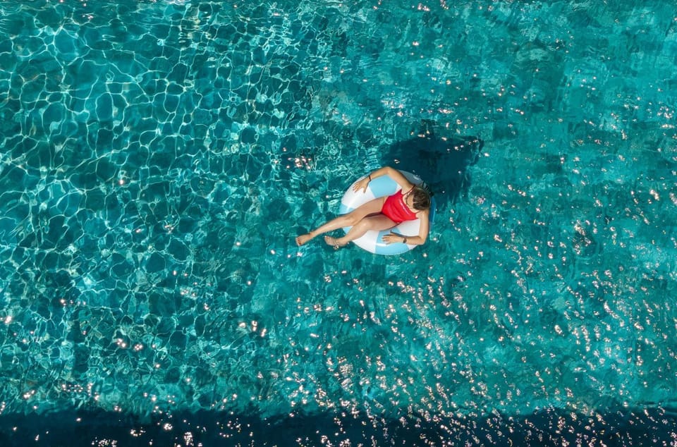Bird's eye view, Swimming pool