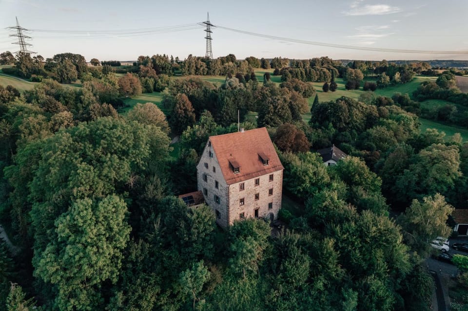 Ritterburg Hohenhardt - ganze Burg exklusiv House in Wiesloch