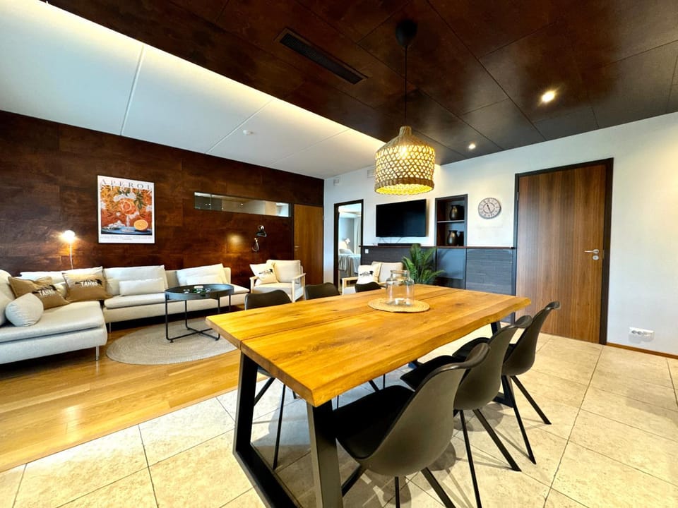 Tahko Spa Suite Black Parrot Apartment in Finland