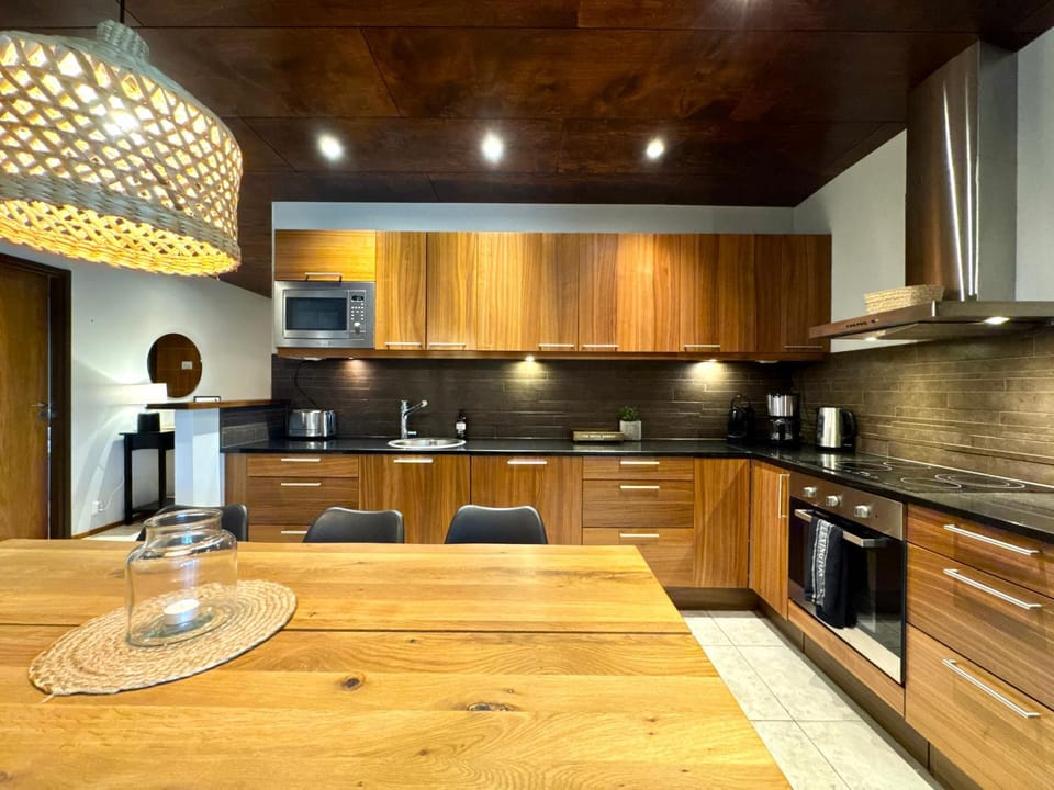 Tahko Spa Suite Black Parrot Apartment in Finland