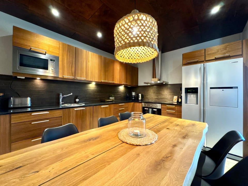 Tahko Spa Suite Black Parrot Apartment in Finland