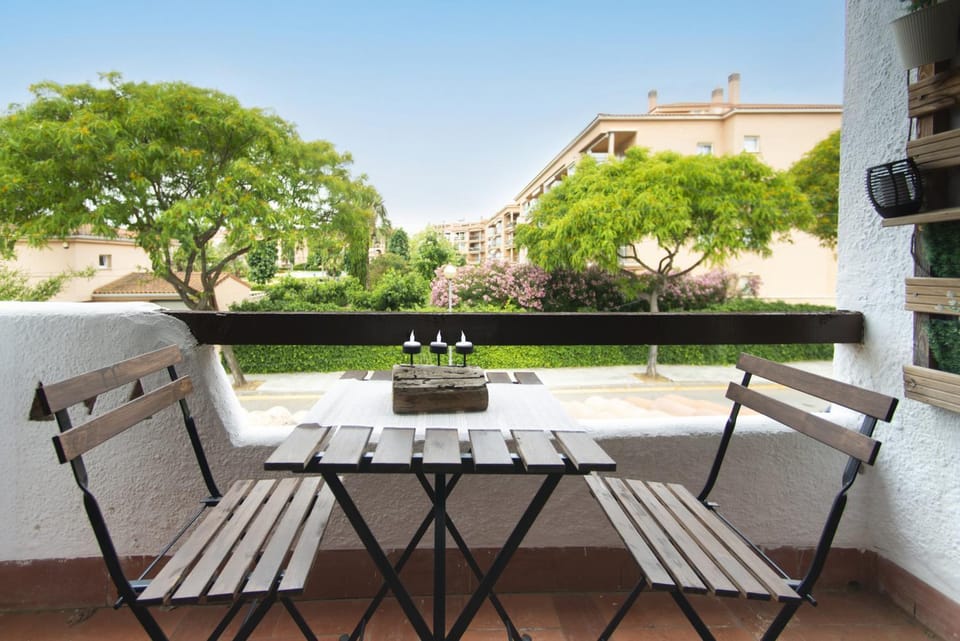 View (from property/room), Balcony/Terrace