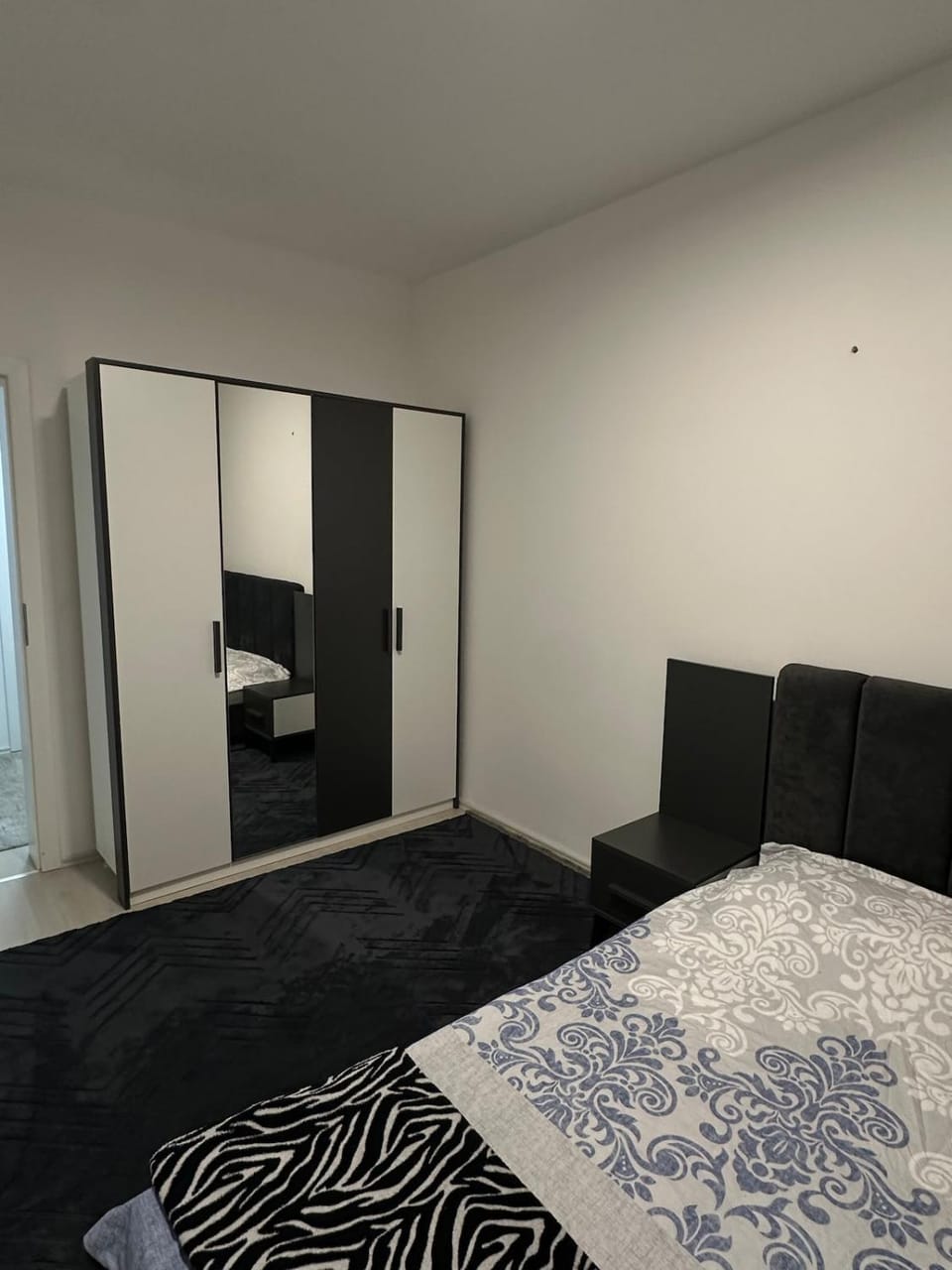 Rubin Suites Cozy Modern Stay Apartment in Europe