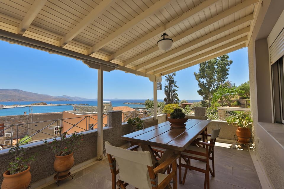Limnia View House in Decentralized Administration of the Aegean