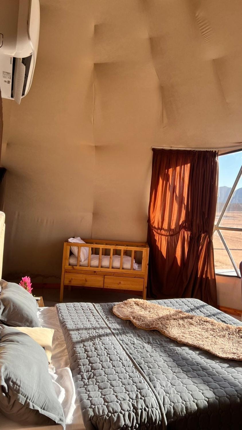 LAMAR RUM lUXURY CAMP Hotel in Africa