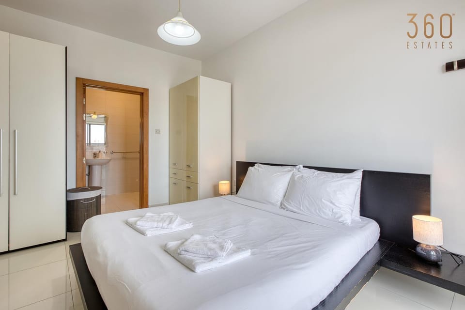 Cozy 2 Bedroom Apartment in Swieqi Near St Julians and Paceville Apartment in Malta