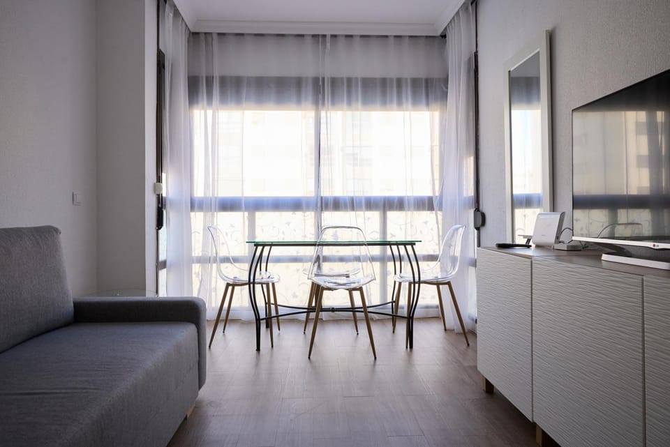 Apartamento moderno en Barajas C Apartment hotel in Madrid