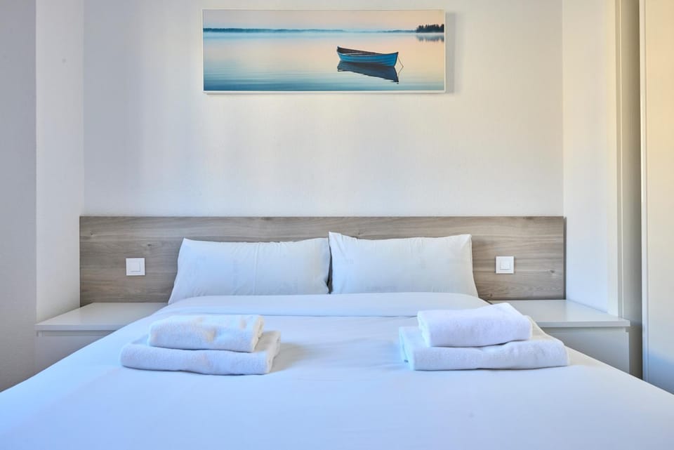 Apartamento moderno en Barajas C Apartment hotel in Madrid