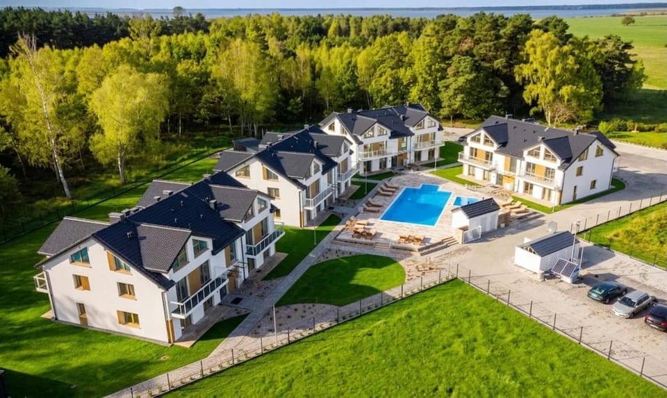 Property building, Swimming pool