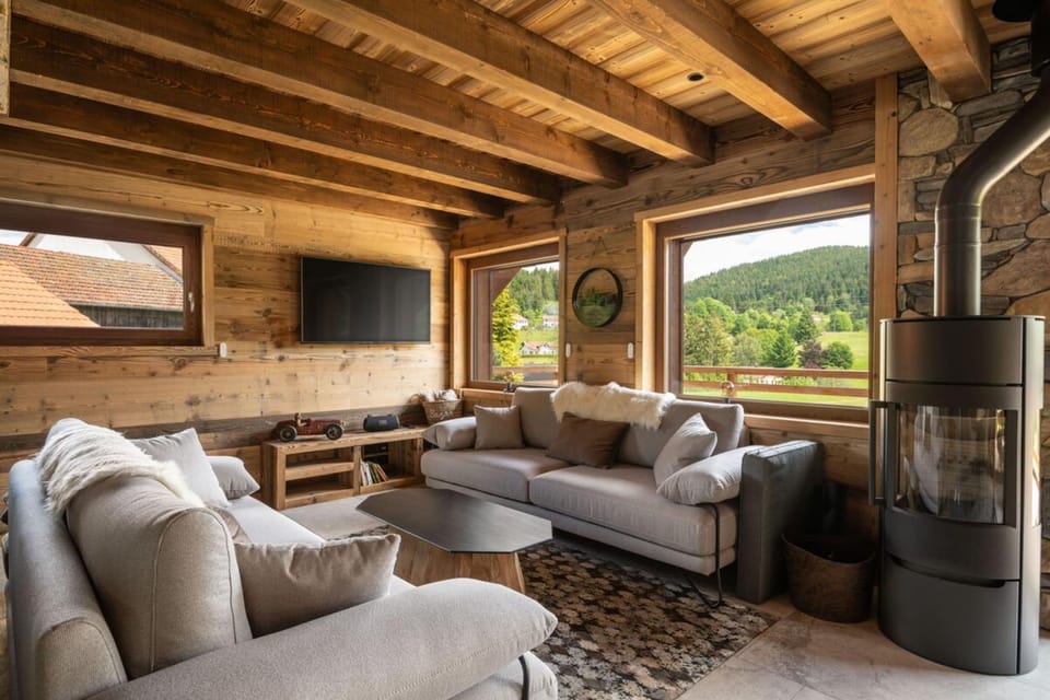 Chalet Marcel Luxury Chalet with Hot Tub Sauna & Forest Setting Chalet in Gérardmer