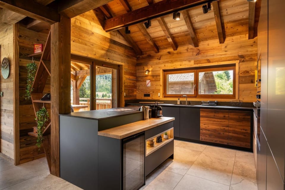 Chalet Marcel Luxury Chalet with Hot Tub Sauna & Forest Setting Chalet in Gérardmer