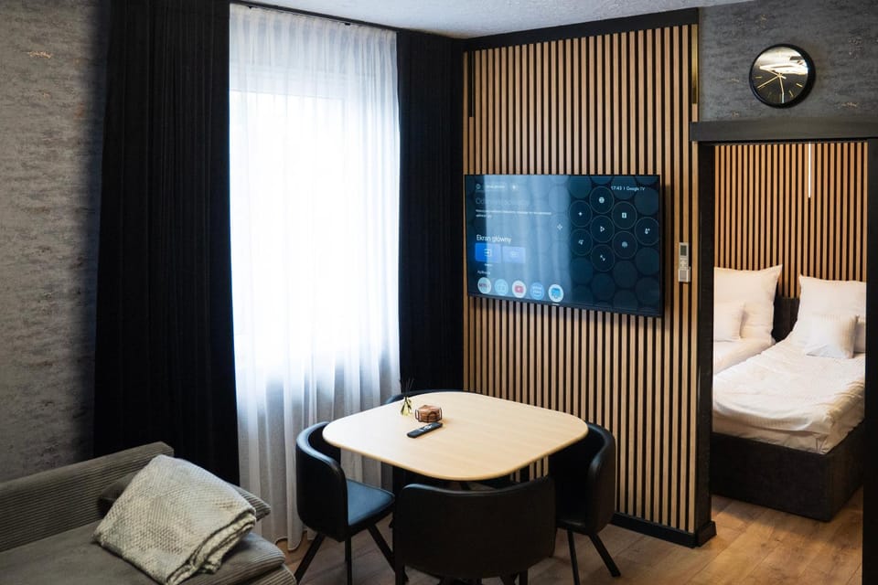 Living room, Bedroom