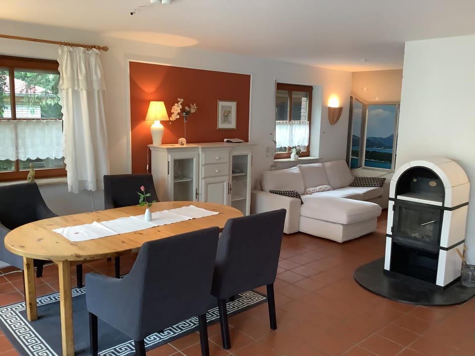 Living room, Seating area, Dining area