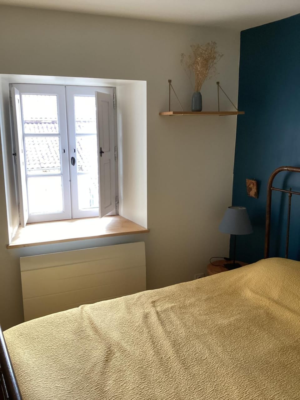 Chambre avec piscine au coeur de Bourdeilles Bed and Breakfast in Nouvelle-Aquitaine