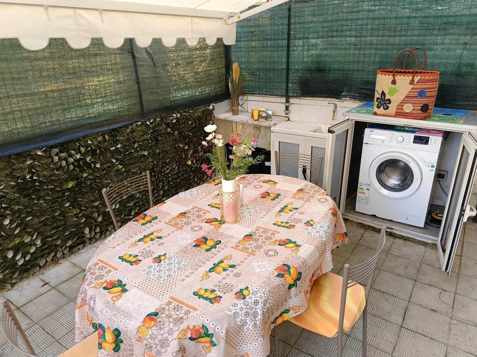 Garden, Balcony/Terrace, Dining area, Evening entertainment, internet, washing machine