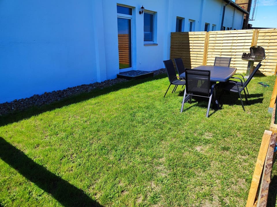 Große Ferienwohnung mit Garten - 10 Minuten von Templin Apartment in Templin