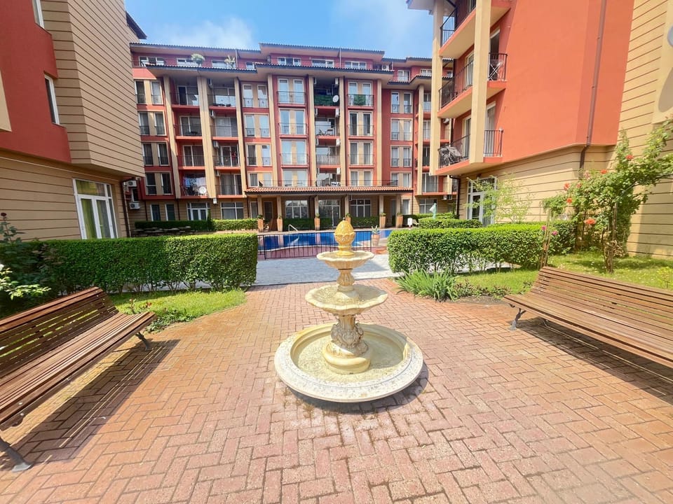 Facade/entrance, Garden, Seating area