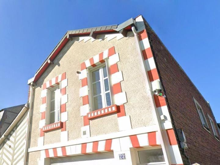 Property building, Facade/entrance