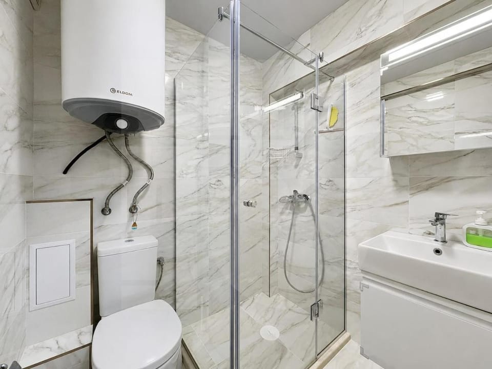 Modern and Peaceful 1BR near Sea Garden Apartment in Varna