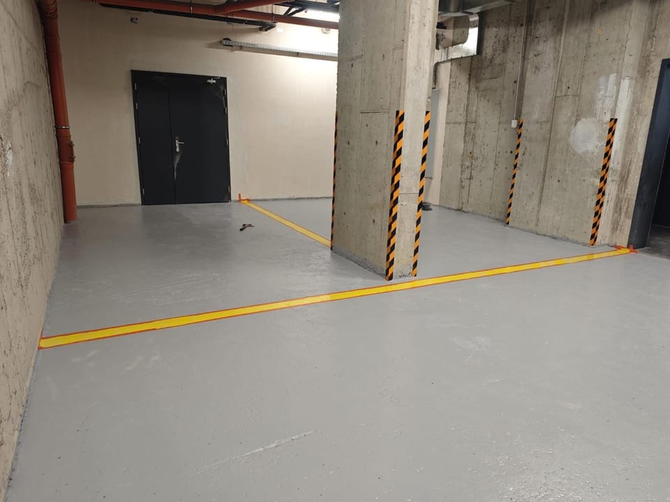 Brand new studio Penthouse #33 near center with FREE parking Apartment in Prague