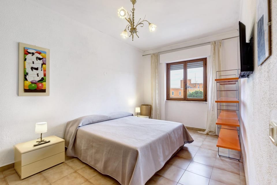 Living room, Bedroom