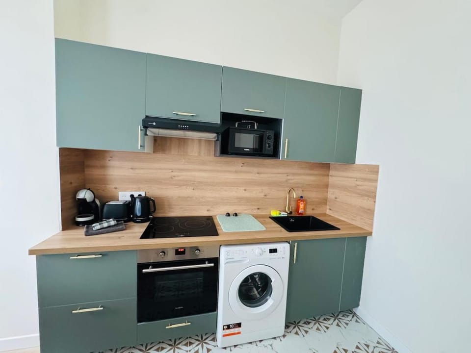 La plage à vos pieds T2 moderne rénové Apartment in Le Havre