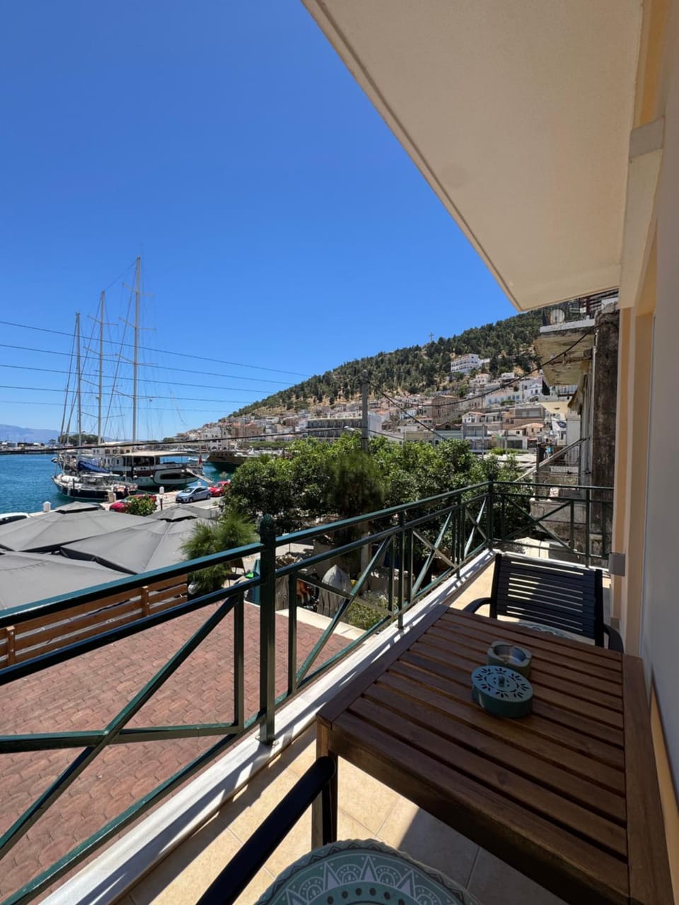 Yakinthos Port View Apartment Central Pothia Kalymnos Apartment in Kalymnos