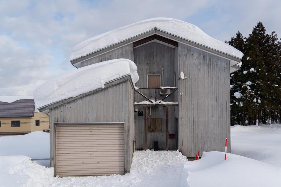 Property building, Winter