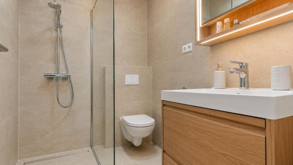 Villa Miravala Apartment Zlata Luka Apartment in Split-Dalmatia County