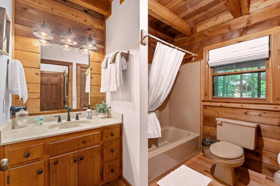 Shower, Toilet, Bathroom
