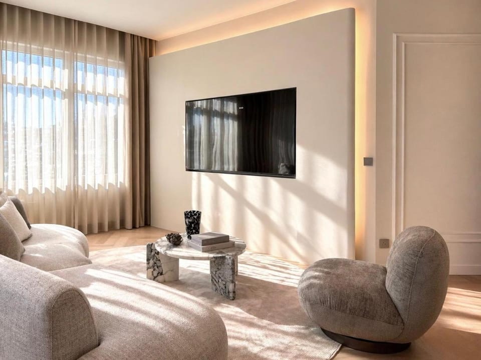 Daniels 4BR at The Palm Shoreline with Beach Access Apartment in Dubai