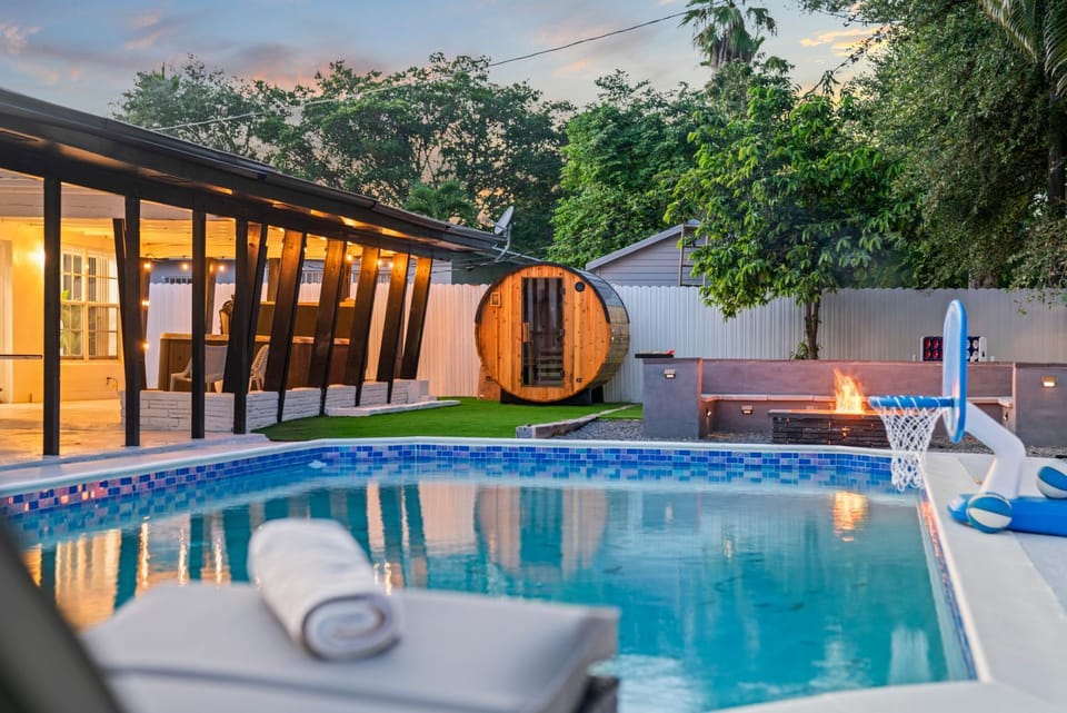 Hot Tub, Sauna, Pool view