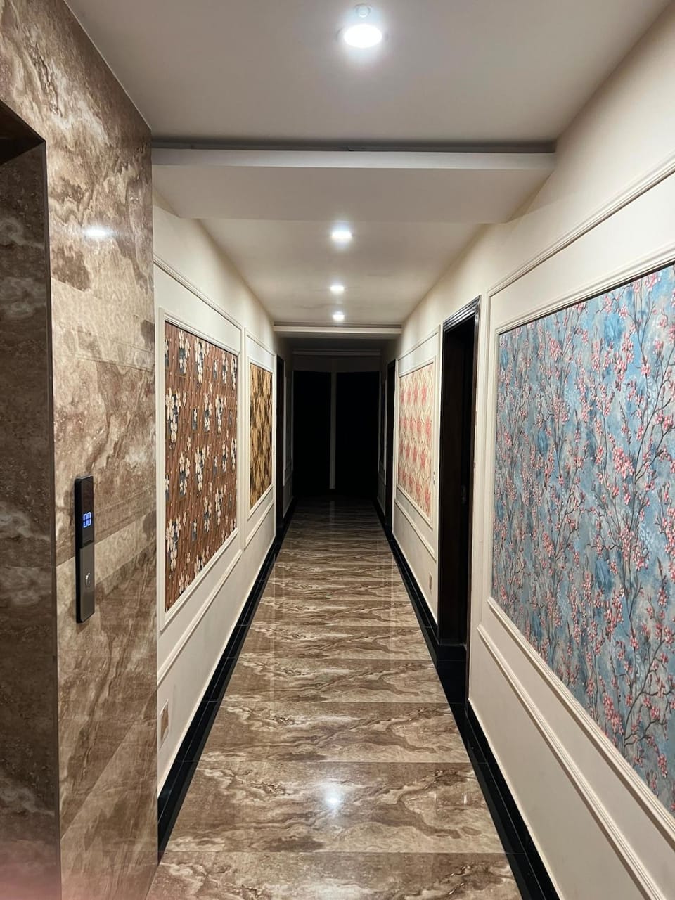 1BHk Apartment Self check-in Bahria Town Lahore Apartment in Lahore