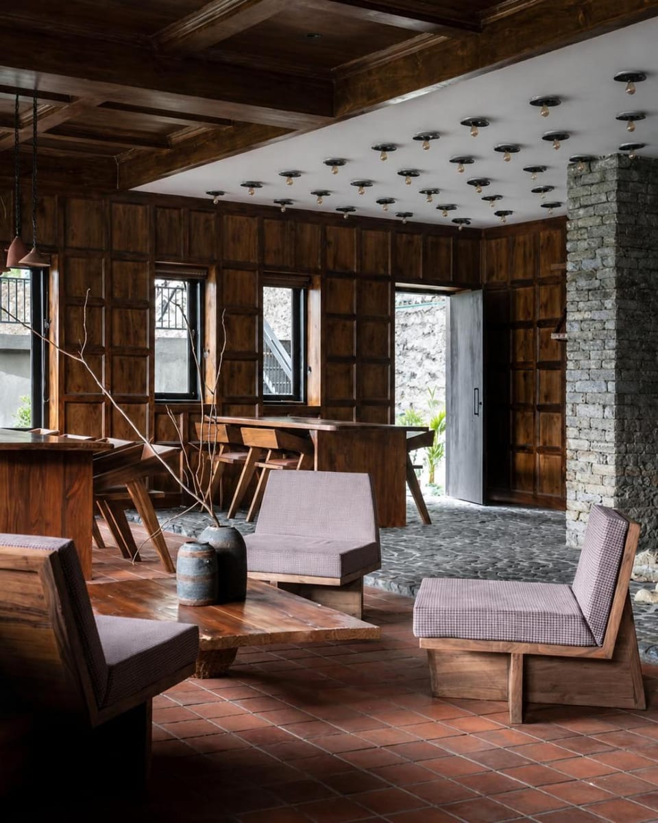 Restaurant/places to eat, Communal lounge/ TV room