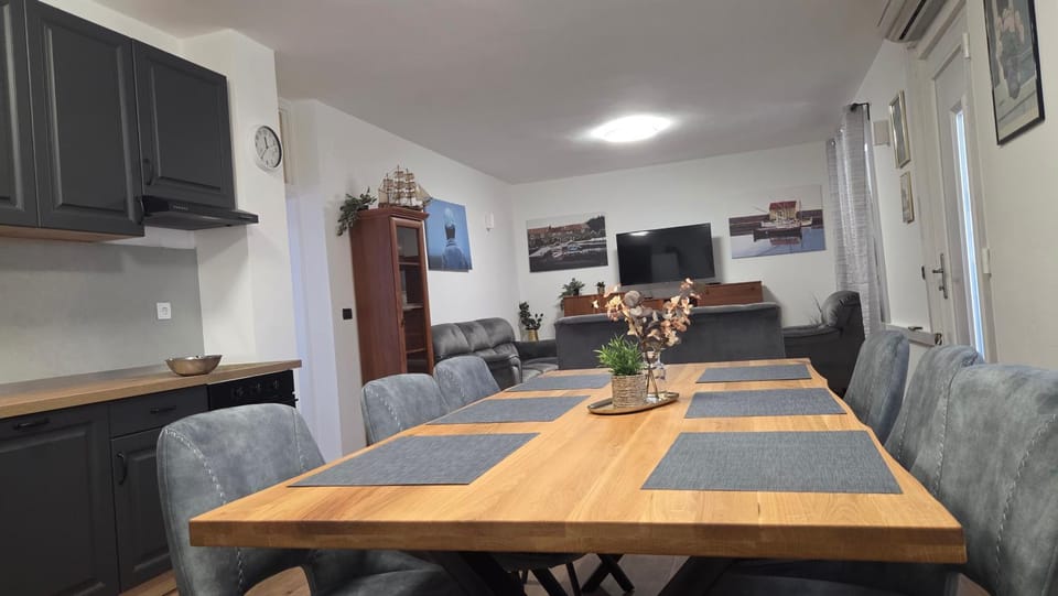 Krka Hideaway House in Šibenik-Knin County, Croatia