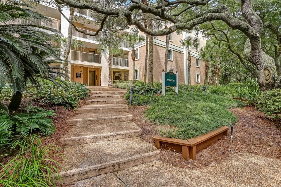 2080 Beach Wood House in Amelia Island