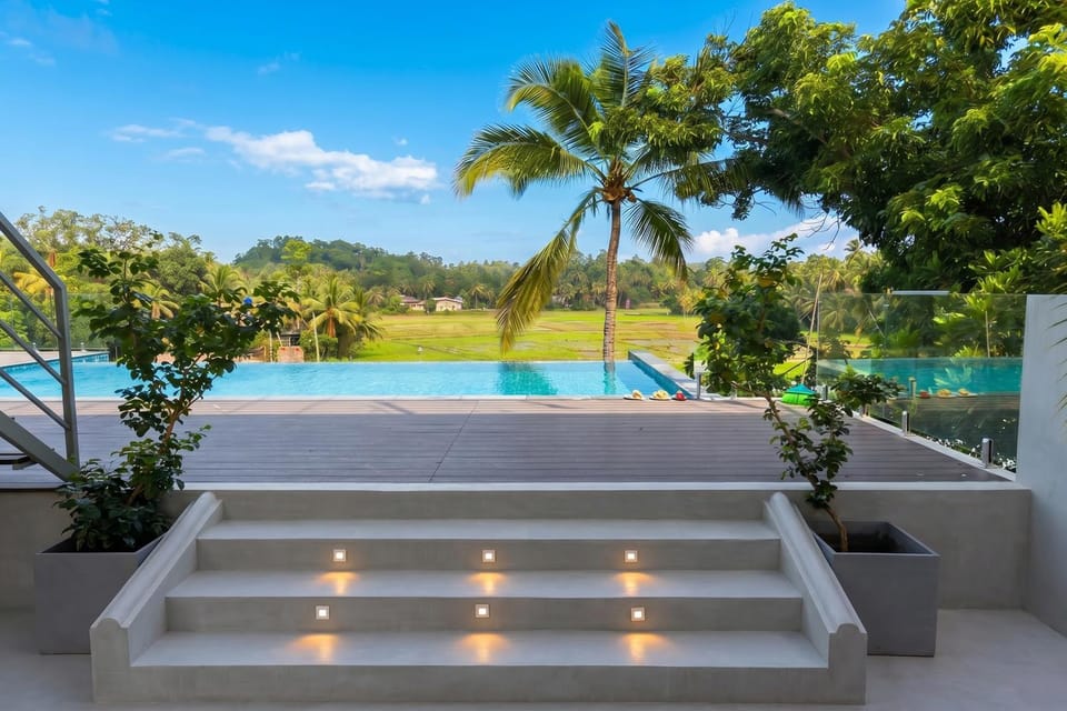 Balcony/Terrace, Swimming pool