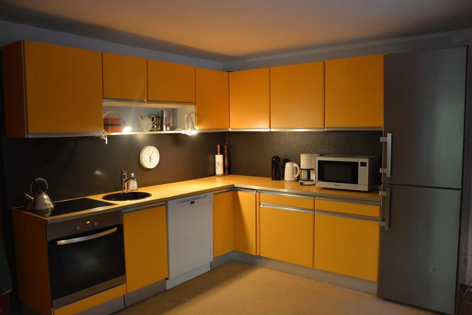 Kitchen or kitchenette, kitchen